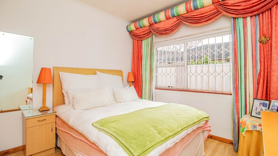 3 Bedroom Property for Sale in Gatesville Western Cape
